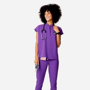 FIGS Rafaela Ultra Violet Purple RARE Scrub Top ONLY Size XS NEW WITH TAG
